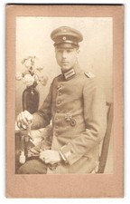 Fotografie Leutnant der Feldartillerie in Feldgrau Uniform mit EK I 1914 