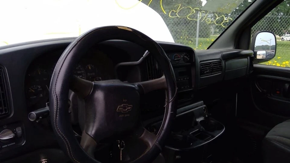 Throttle Body Throttle Valve Assembly 5.0L Fits 01-02 EXPRESS 1500 VAN 4201570 - Image 4 of 4