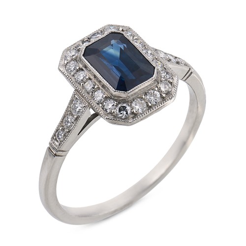Vintage sapphire diamond platinum ring
