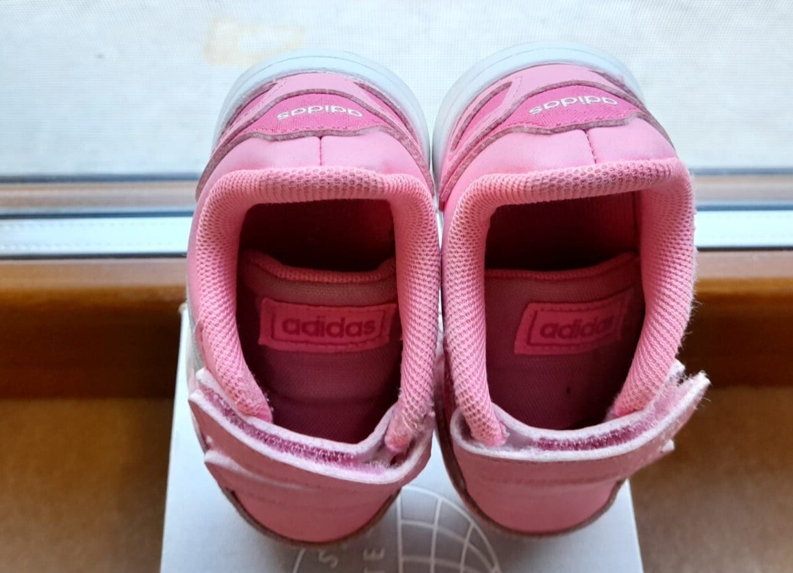 LOTTO STOCK 5 PAIA DI SCARPE DA BAMBINA TAGLIA 20 22 23 ADIDAS DIADORA CHICCO