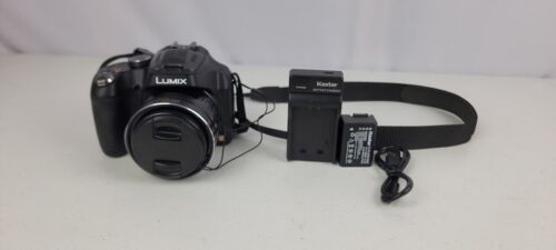 PANASONIC LUMIX DMC-FZ70 Digital Camera - 16.1MP / 60x / Full HD
