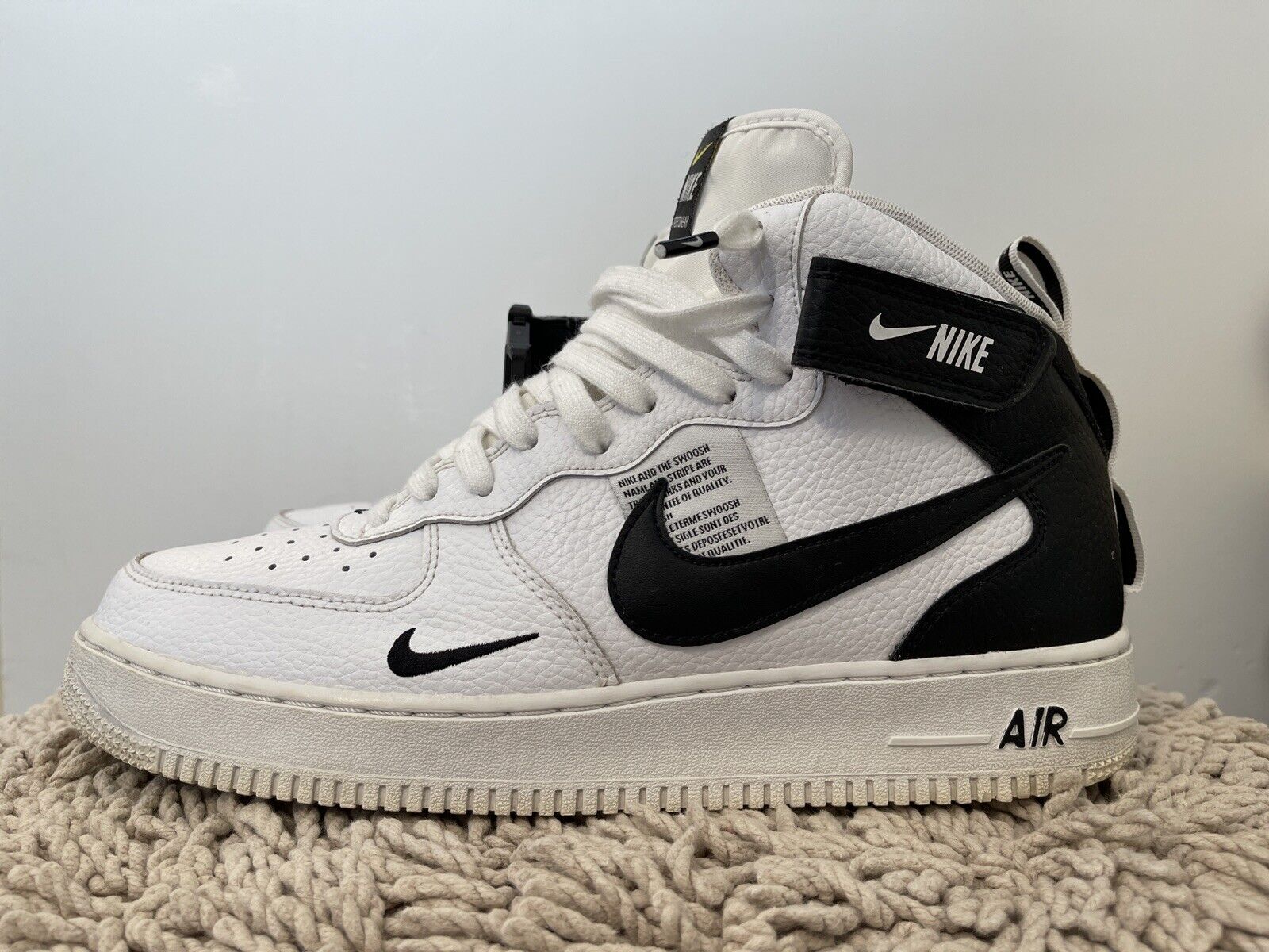 Nike Air Force 1 Mid '07 LV8 Black/ Black-White - 804609-003