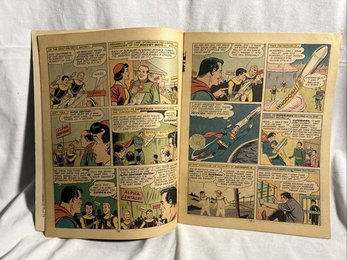 DC Treasury C-38 Superman Startling Super Stories 1975 - Imagen 6 de 9