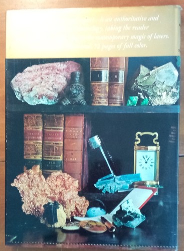 The Mineral Kingdom by Paul E. Desautels 1968 HCDJ Vintage Mineralogy Guide - Picture 2 of 2