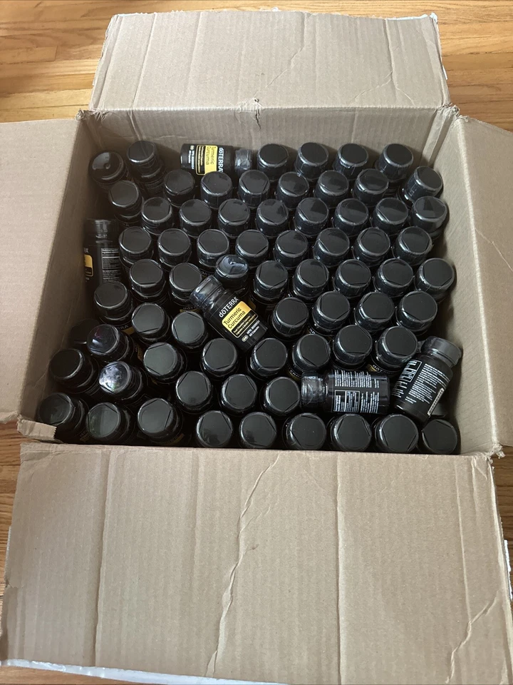 Inventario de Liquidación doTERRA - Cápsula de Cúrcuma Doble Cámara x150 Botellas Selladas Foto 2 de 4