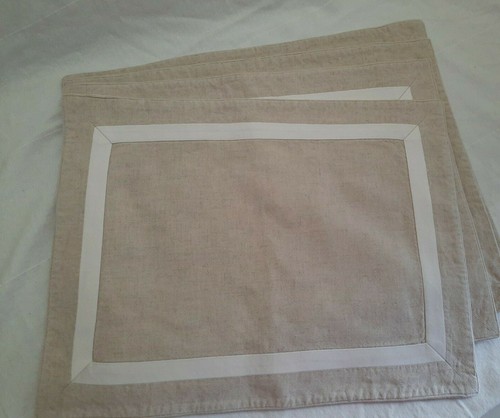 Beautiful Crate and Barrel Set 4 Dover Placemats 14 X 18 Natural Linen & Cotton - Picture 9 of 9