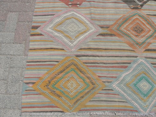 3x5 ft Small Striped kilim rug - rugs for living room - Picture 5 of 10