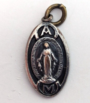 Vintage Silver Tone Virgin Mary Miraculous Medal Catholic Religious ...