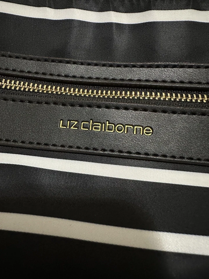 Liz Claiborne White And Black Stripe Crossbody Purse 10 Inches - Image 4 of 4