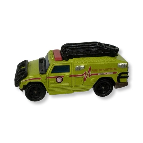 Hasbro Ratchet Plastic Vehicle Non-Transformable Robot Powered Machine RPMs - Picture 10 of 10