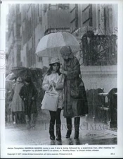 1977 Press Photo Marsha Mason & Susan Swift in "Audrey Rose" Film - hcq15660