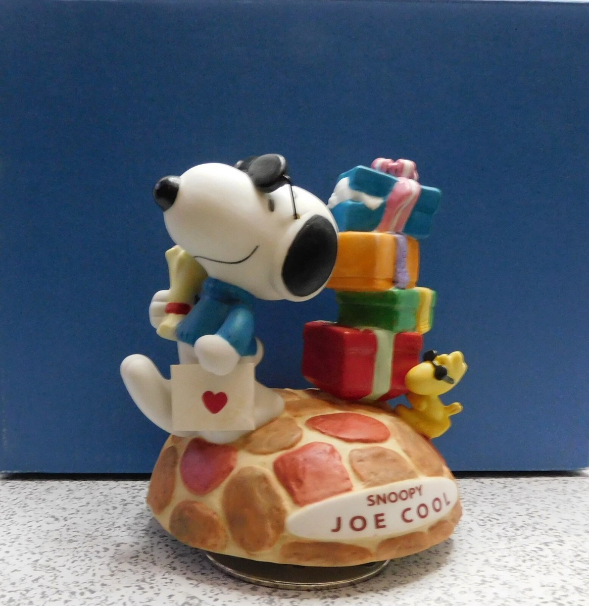 スヌーピー2000記念フィギュア全12個セット スヌーピー2000記念フィギュア全12個セット スヌーピー2000記念