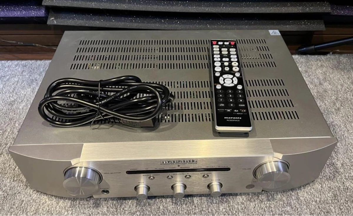 Marantz PM6006 Built-in DAC Integrated Amplifier Color Silver 100V