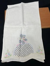 Vintage 2 Sided Guest  Finger Towel Cotton Hand Embroidery -  Bo Peep Style Girl
