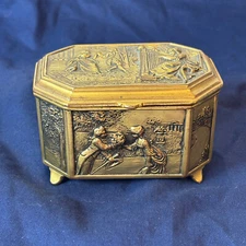 Vtg Weidlich Bros 423 Trinket Jewelry Box Courting Scenes Fabric Lined