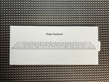 Apple A2450 Magic Keyboard US English White/Silver Tested Excellent Condition