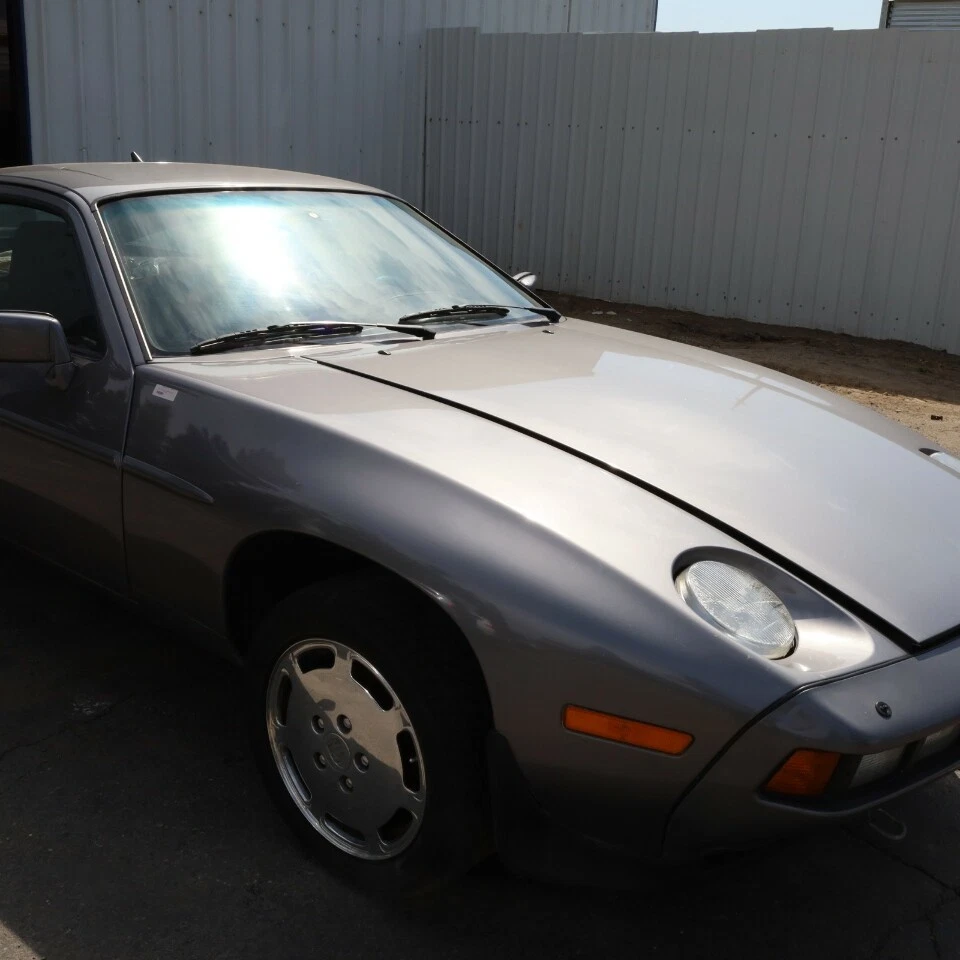1978-1986 Porsche 928 Front Fender Right Meteor Metallic OEM used Foto 2 de 4