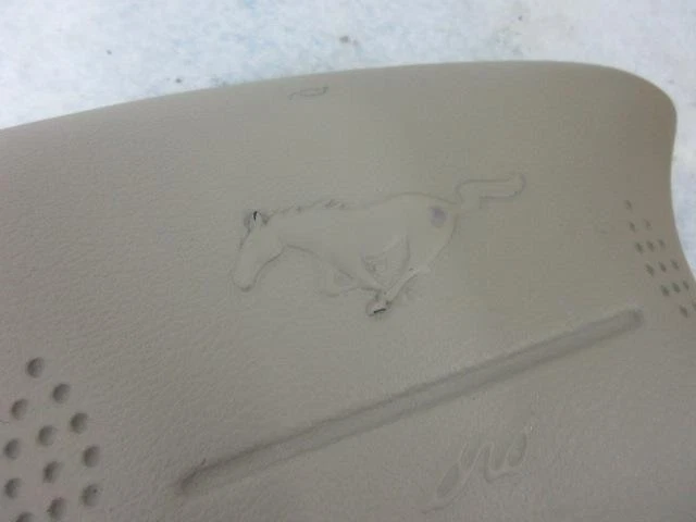 FORD MUSTANG GT 1999-2000-2001-2002-2003-2004 VOLANTE IZQUIERDO AIRBAG BRONCEADO LH Foto 2 de 4