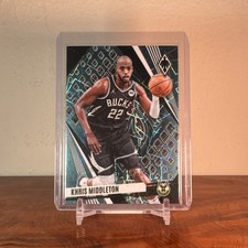 2023-24 Panini Phoenix Khris Middleton #199 Green Lazer Bucks 🏀
