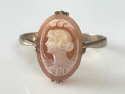9 kt Gold Kamee Ring Vintage 375 oval Muschelkamee Größe R 1/2 - 2,30 g