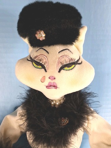 Alley Cats by Margaret Le Van SPOILED Kitty Cat 23ish" Bendable Stuffed Plush - Picture 2 of 16