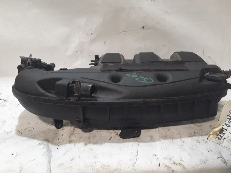 Intake Manifold 3.7L Upper Fits 17-20 LINCOLN CONTINENTAL 1895526 - Image 2 of 4