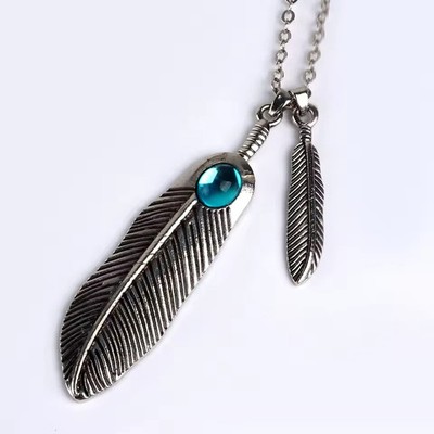 Resident Evil Claire Redfield Feather Necklace Replica Pendant Charm