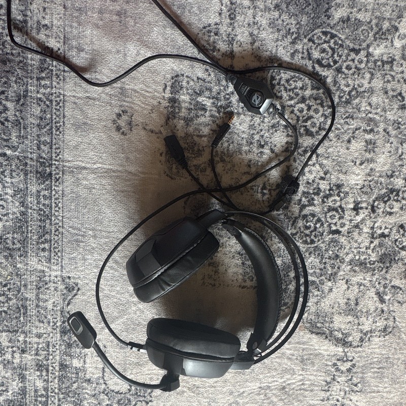 Black Over-Ear Wired Gaming Headset, Boom Mic, USB & 3.5mm, Volume Control