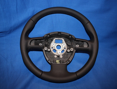ORIGINAL LENKRAD LEDERLENKRAD  AUDI A3 8P A5 8T Q5 MFL DSG F1  NEU BEZOGEN AK10