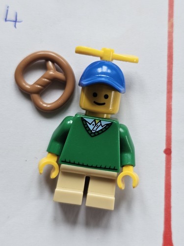 18 x Genuine lego mini figures. ASSORTMENT from Various Themes. FREE POSTAGE.(5) - Picture 15 of 19