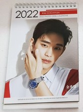 Kim Soo Hyun 2022 Photo Desk Calendar It's Okay to not be Okay Kpop Kstar
