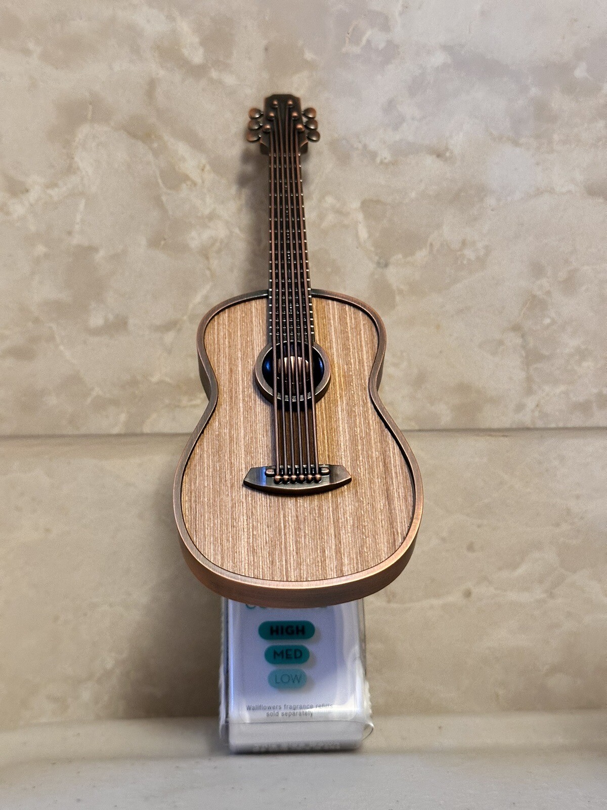 Bath & Body Works GUITAR Wallflowers Home Fragrance Diffuser Plug NEW