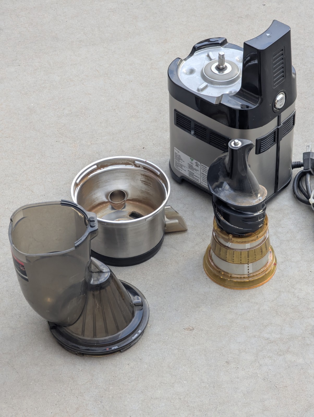 Kuvings Stainless Steel Masticating Juicer Master Chef CS700