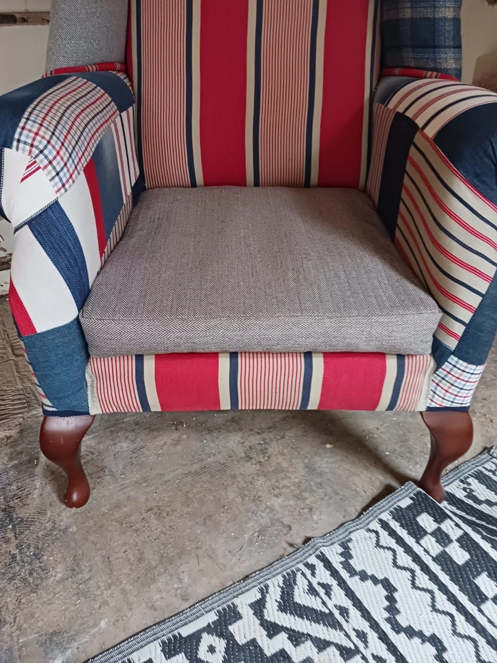 Laura Ashley Wing Back Chair.  Denbeig - Image 4 of 4