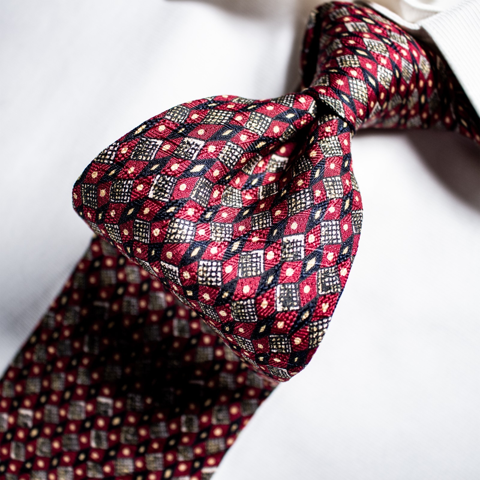 ROBERT TALBOTT Red Black Gray Geometric Silk Neck… - image 7