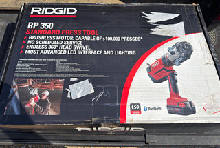 RIDGID RP 350 Press Tool Kit w/ Case Charger Battery MPN 67063 NO JAWS