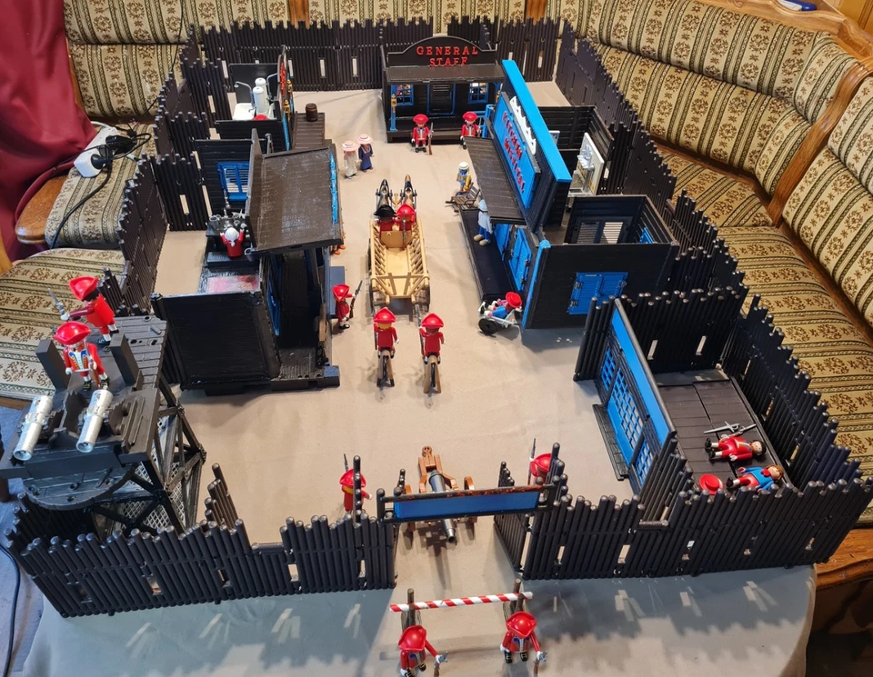 PLAYM=BIL CUSTOM BRITISH NAVY FORT IN NORTH AMERICA UNIQUE - Image 2 of 4