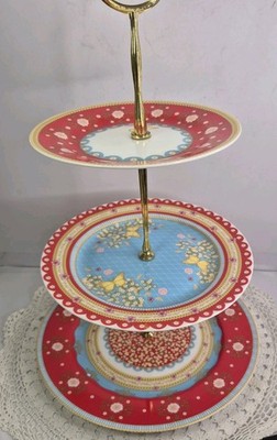 Maxwell & Williams 3 Tear Cake Server Bottom Plate Is 26cm Middle Is 20cm Top 15