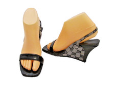 VTG Gucci Black Patent Leather GG Logo Monogram Printed Canvas Wedge Sandals 6.5