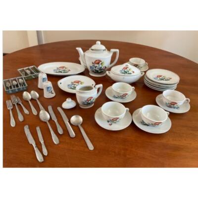 Vintage Play China Tea Set
