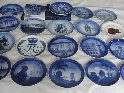 ROYAL COPENHAGEN VERSCHIEDENE SAMMLERPLATTEN ZUR AUSWAHL