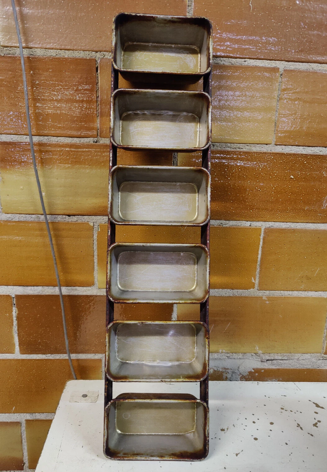 Chicago Metallic Six Loaf Commercial Baking Pans 46925 USED