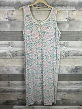 Carol Hoochman Large VTG Nightgown