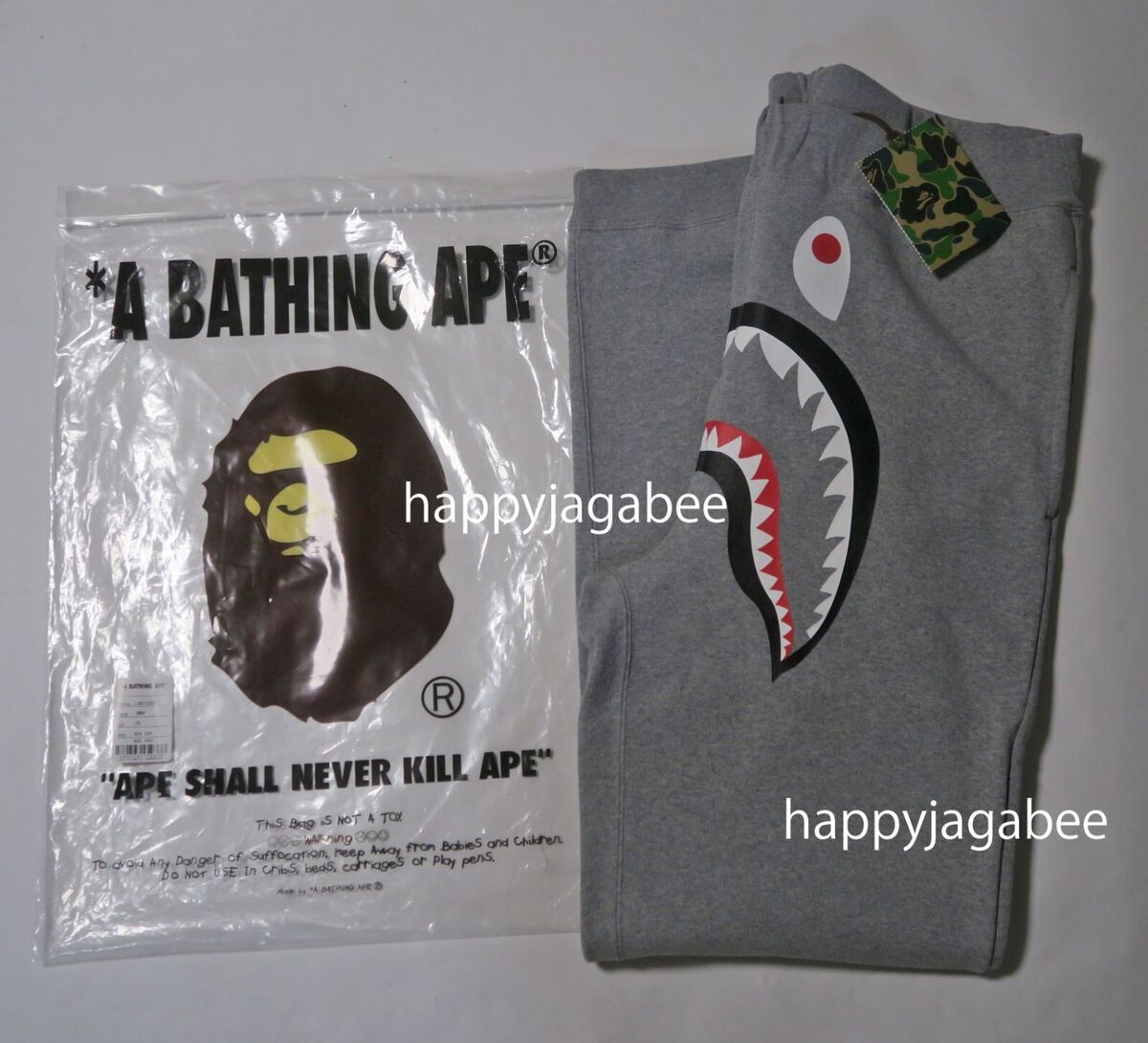 A BATHING APE Men's ABC CAMO SHARK SWEAT PANTS 1J80152016 b A BATHING APE Men's ABC CAMO SHARK SWEAT PANTS 1J80152016 b