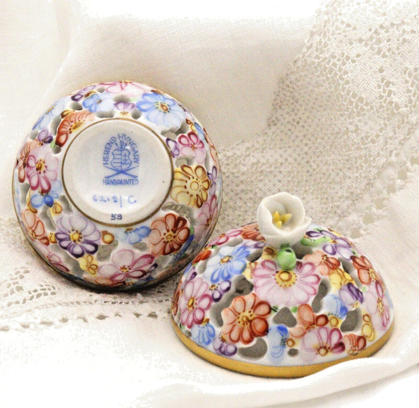 Herend hand-painted numbered floral round trinket box with lily finial
