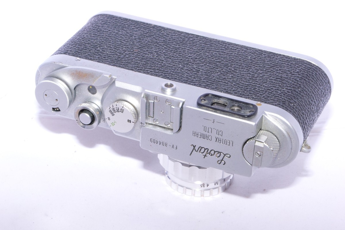 LEOTAX FV vintage Leica Copy camera. Topcor 5cm/3.5 lens