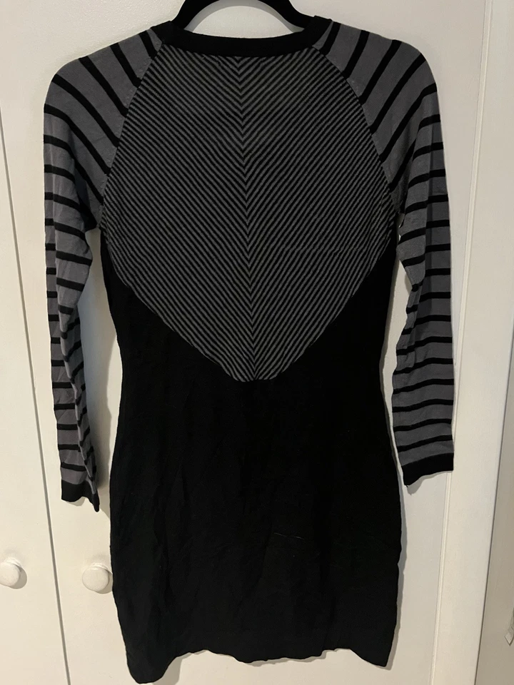 Tart Women’s Small Black Gray Long Sleeve Sweater Dress - Image 4 of 4