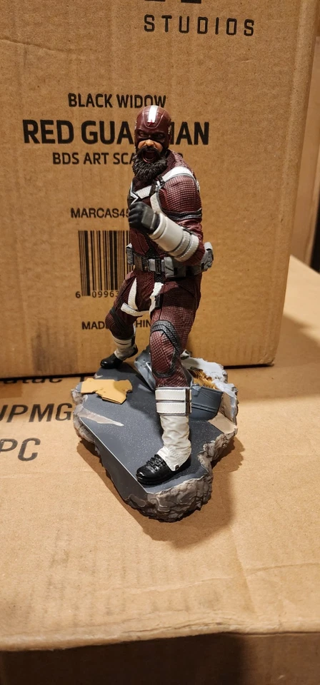 Estatua Iron Studios Red Guardian - Black Widow - MCU - escala 1/10 Foto 2 de 4