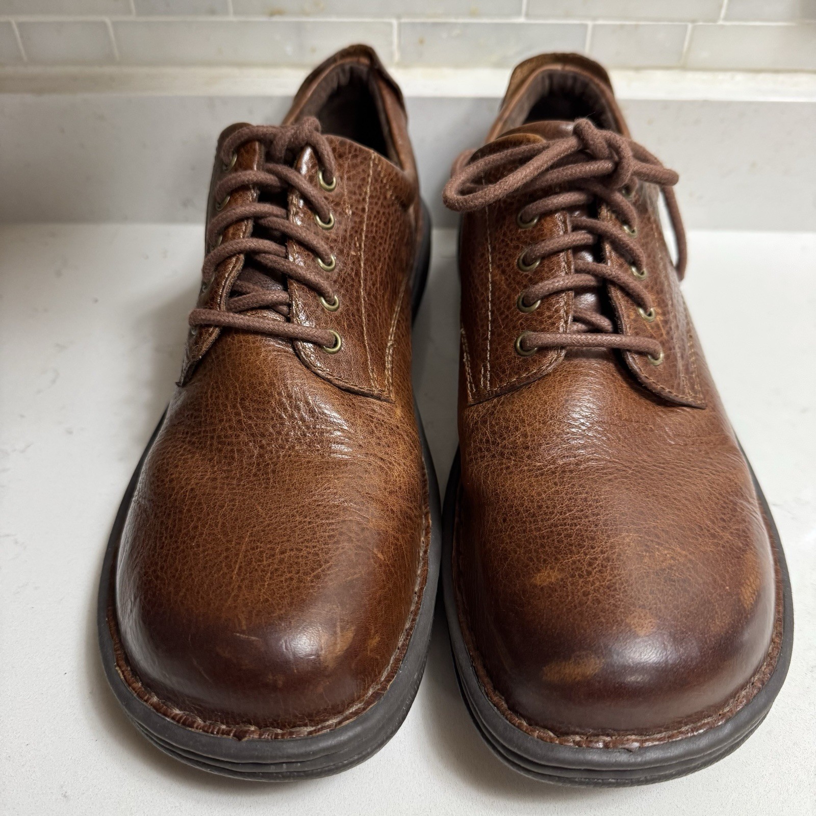 NWOB Born - Old School Brown Pebbled Leather Derby Oxford Casual  Men Sz 13