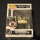 Funko Pop! Vinyl Batman Returns Catwoman #338 Heroes Figure Box Damaged